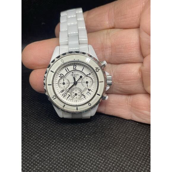 Chanel J12 H1629 Wrist Watch for Unisex main image 5